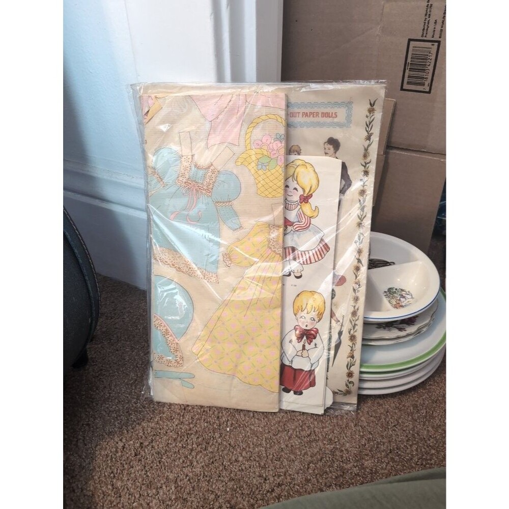 Vintage Cut-Out Paper Dolls Set